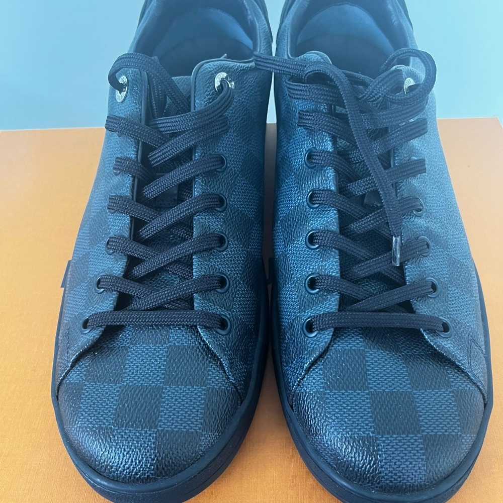 Louis Vuitton mens sneakers size 8.5 - Picture 2 of 11